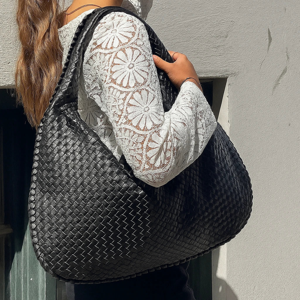 leather hobo shoulder bag