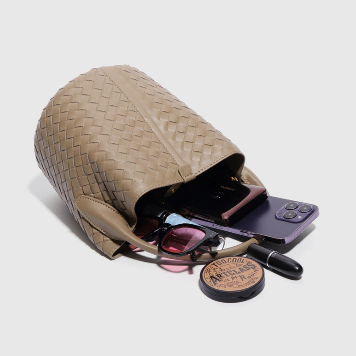 Diana Woven Bucket Bag Khaki